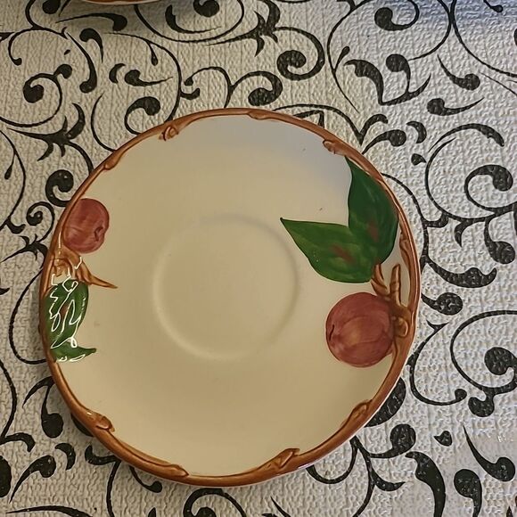 Fransican cups and Saucers - Picture 9 of 16